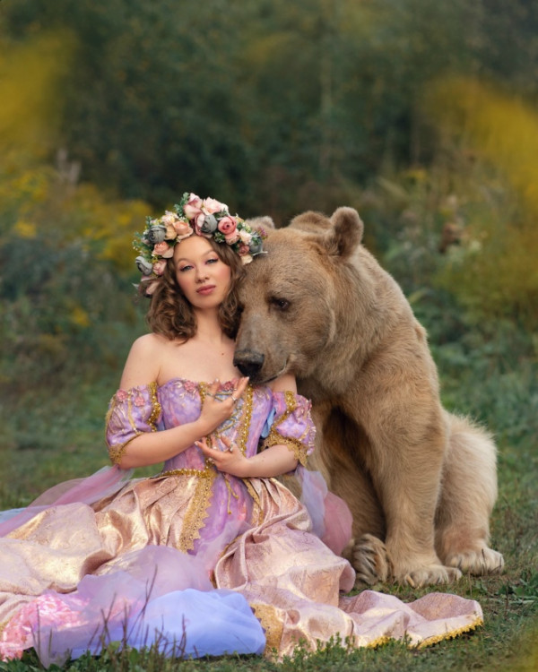 Это — известный московский арт-фотограф Анастасия Добровольская